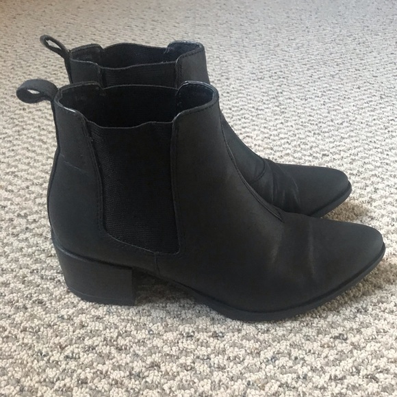 Vagabond Marja black leather Chelsea boots - Picture 2 of 6